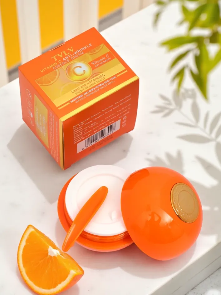 Twarz^Royalfashion Aurelia C Vitale – krem przeciwzmarszczkowy z witaminą C 50ml TVLV