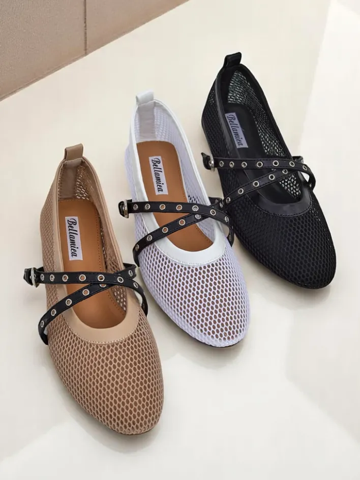 Baleriny Klasyczne^Royalfashion Baleriny Calista Bianca – siateczkowe białe buty damskie z czarnymi paskami biały