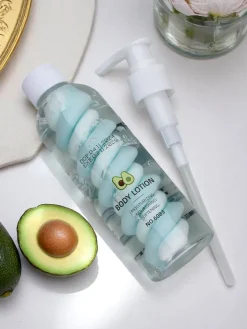 Ciało^Royalfashion Balsam do ciała nawilżający i wygładzający z awokado