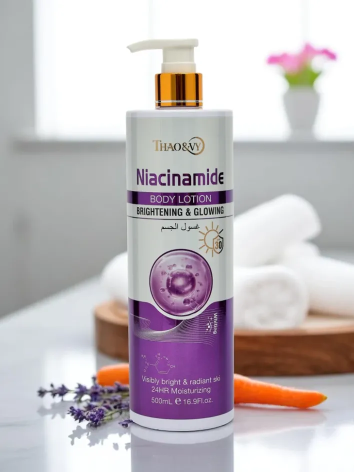 Ciało^Royalfashion Balsam do ciała nawilżający i rozświetlający z niacynamidami GlowNiacin