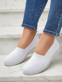 Mokasyny Na Obcasie^Royalfashion Kwiat Thermis - Stylowe Damskie Obuwie na Koturnie biały