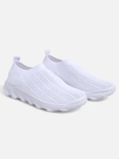 Bieganie, Ćwiczenia I Trening^Royalfashion Damskie białe tenisówki Astrea z przewiewnej tkaniny na płaskiej podeszwie biały
