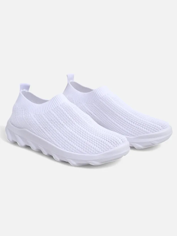 Bieganie, Ćwiczenia I Trening^Royalfashion Damskie białe tenisówki Astrea z przewiewnej tkaniny na płaskiej podeszwie biały