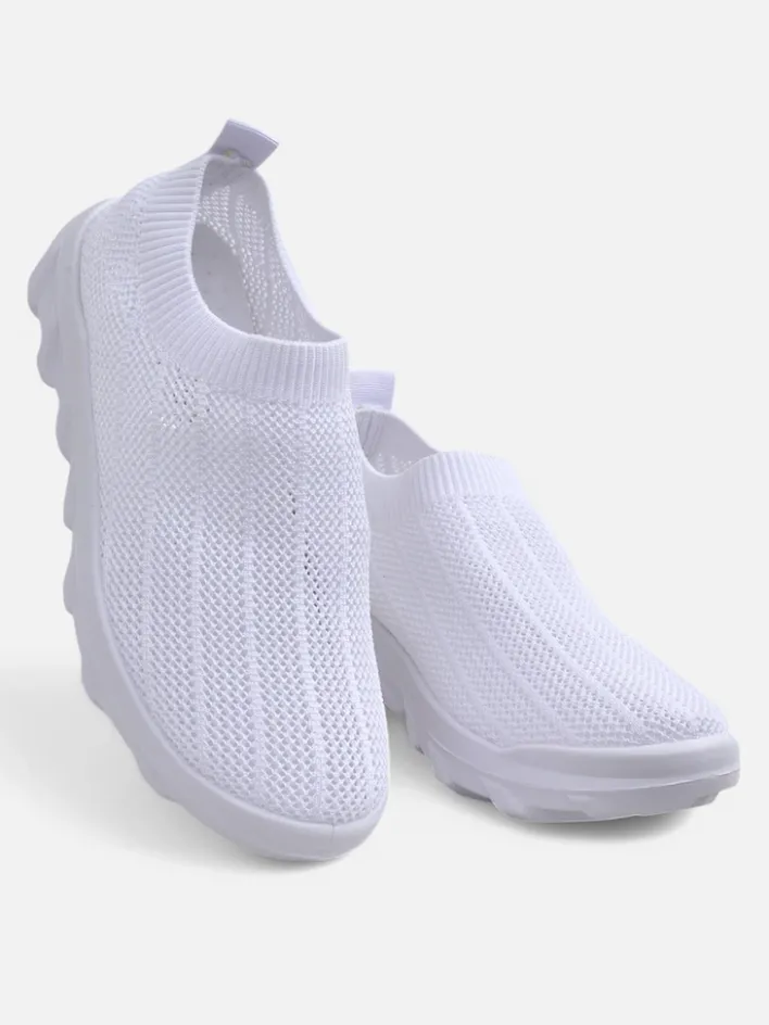 Bieganie, Ćwiczenia I Trening^Royalfashion Damskie białe tenisówki Astrea z przewiewnej tkaniny na płaskiej podeszwie biały