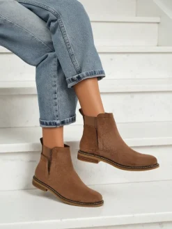 Botki Na Płaskim Obcasie|Sztyblety^Royalfashion Damskie botki a'la sztyblety z eko-zamszu Veysi jasny brązowy