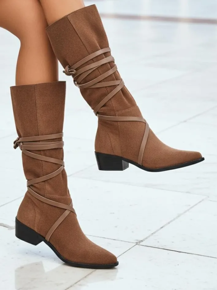 Kozaki Bez Ocieplenia^Royalfashion Damskie kozaki Ambrosia brązowe z eko-zamszu na płaskim obcasie 4,5 cm brązowy