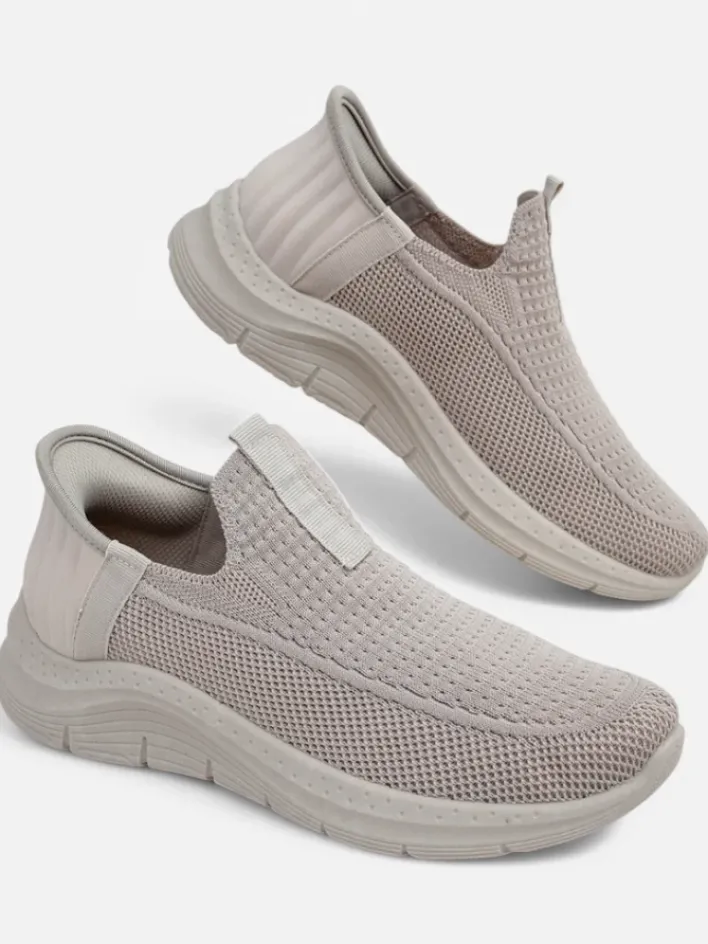 Ugc|Bieganie, Ćwiczenia I Trening^Royalfashion Damskie sneakersy Livia Bianco – siateczkowe buty na lato i wiosnę biały