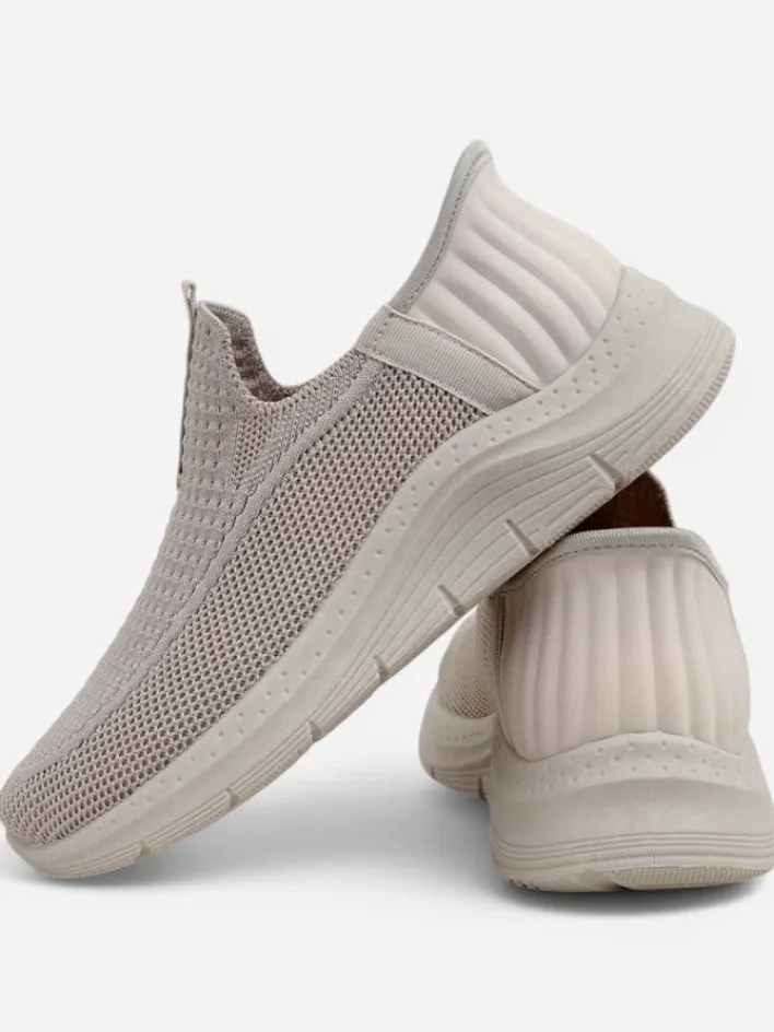 Ugc|Bieganie, Ćwiczenia I Trening^Royalfashion Damskie sneakersy Livia Bianco – siateczkowe buty na lato i wiosnę biały