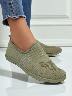 Półbuty^Royalfashion Damskie wsuwane mokasyny Hypatia Verde z tkaniny na płaskiej podeszwie zielony
