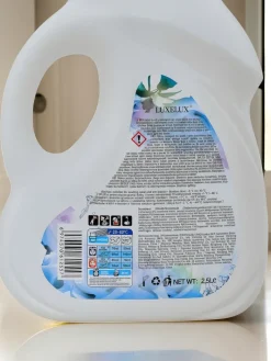 Artykuły Chemiczne^Royalfashion LUXELUX Perfumowany płyn do prania 2,5L