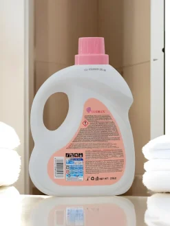 Artykuły Chemiczne^Royalfashion LUXELUX Perfumowany płyn do prania 2,5L