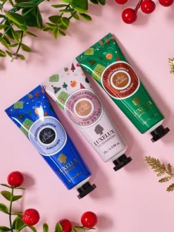 Dłonie^Royalfashion Luxelux Świąteczny zestaw kremów do rąk z serii botanicznej esencji 25g