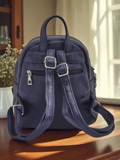 Plecaki^Royalfashion Plecak damski Callista od Królewska Moda, skóra ekologiczna, Granatowy