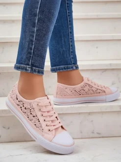 Ugc|Trampki^Royalfashion Różowe trampki damskie Tkanina Kalipso – ażurowe sneakersy na płaskiej podeszwie różowy