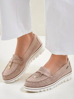 Mokasyny Na Płaskiej Podeszwie^Royalfashion Ażurowe damskie mokasyny Elissas beżowy