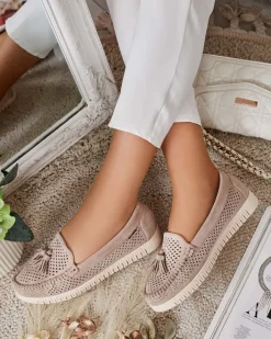 Mokasyny Na Płaskiej Podeszwie|Półbuty^Royalfashion Ażurowe mokasyny damskie Molaffa beżowy