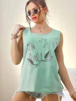 Bluzki / Koszule / Koszulki^Royalfashion Bawełniana bluzka damska na ramiączkach z cyrkoniami FLOWERS jasnozielony