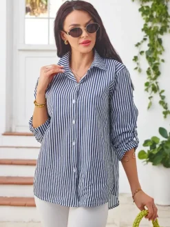 Bluzki / Koszule / Koszulki^Royalfashion Bawełniana damska koszula w paski z wiązaniem na dole Granatowy