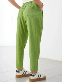 Spodnie Materiałowe^Royalfashion Bawełniane proste spodnie damskie z wiązaniem w pasie zielony