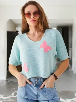 Swetry^Royalfashion Bawełniany damski krótki sweter w motylki mięta