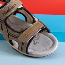 Chłopięce^Royalfashion Beżowe chłopięce sandały na rzepy Monekin beżowy