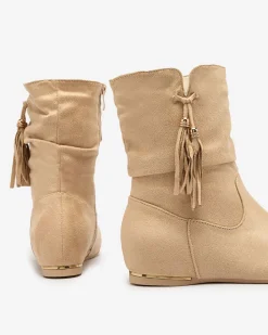 Botki Z Delikatnym Ociepleniem|Botki Na Koturnie^Royalfashion Beżowe eko - zamszowe botki na krytym koturnie Lovely beżowy