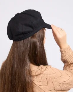 Czapki I Kapelusze^Royalfashion Beret damski z daszkiem czarny