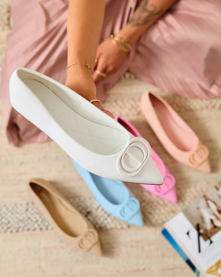 Baleriny Klasyczne^Royalfashion Białe baleriny damskie w szpic z ozdobą na nosku Manixy biały