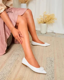 Baleriny Klasyczne^Royalfashion Białe baleriny damskie w szpic z ozdobą na nosku Manixy biały