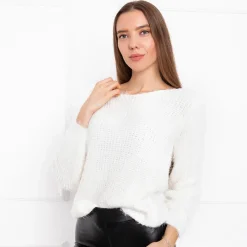 Swetry^Royalfashion sweter damski z łańcuszkiem biały