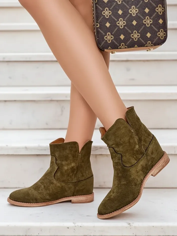 Botki Z Delikatnym Ociepleniem|Kowbojki^Royalfashion Botki a'la kowbojki na krytym koturnie Blueston zielony
