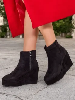 Botki Z Delikatnym Ociepleniem|Botki Na Koturnie^Royalfashion Botki damskie na koturnie Sieffa czarny