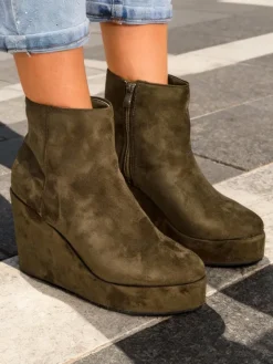 Botki Z Delikatnym Ociepleniem|Botki Na Koturnie^Royalfashion Botki damskie na koturnie Sieffa zielony