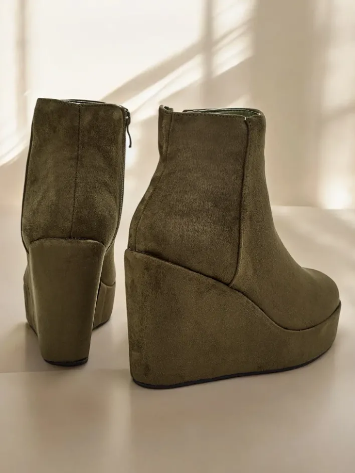 Botki Z Delikatnym Ociepleniem|Botki Na Koturnie^Royalfashion Botki damskie na koturnie Sieffa zielony