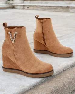 Botki Z Delikatnym Ociepleniem|Botki Na Koturnie^Royalfashion Botki damskie na koturnie Nerias Camel