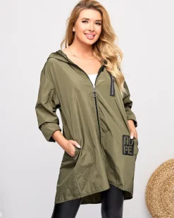 Kurtki / Marynarki / Płaszcze^Royalfashion Ciemnozielona damska długa kurtka typu wiatrówka z ozdobami zielony