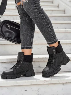 Trapery|Botki Z Delikatnym Ociepleniem^Royalfashion Czarne damskie ocieplane botki typu trapery Hogenaf czarny