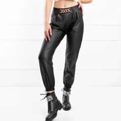 Eko Skórzane^Royalfashion Czarne ocieplane damskie spodnie joggery eko- skóra