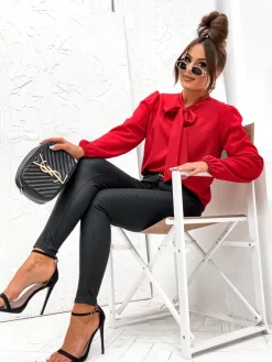 Bluzki / Koszule / Koszulki^Royalfashion Damska bluzka z kokardą czerwony