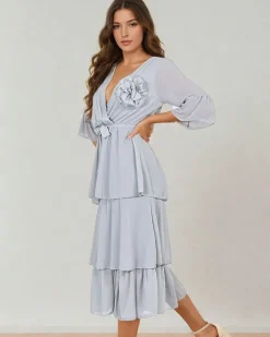 Sukienki Długie^Royalfashion Damska sukienka midi z falbankami gołębi szary