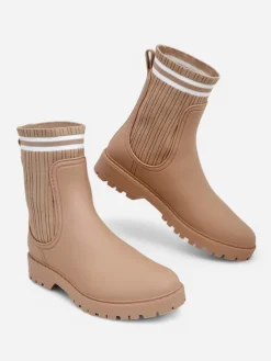 Kalosze Matowe^Royalfashion Damskie kalosze z wyższą tkaninową wstawką Scarlesa beżowy