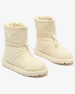 Śniegowce^Royalfashion Damskie owe pikowane buty a'la śniegowce na płaskiej podeszwie Ferri krem