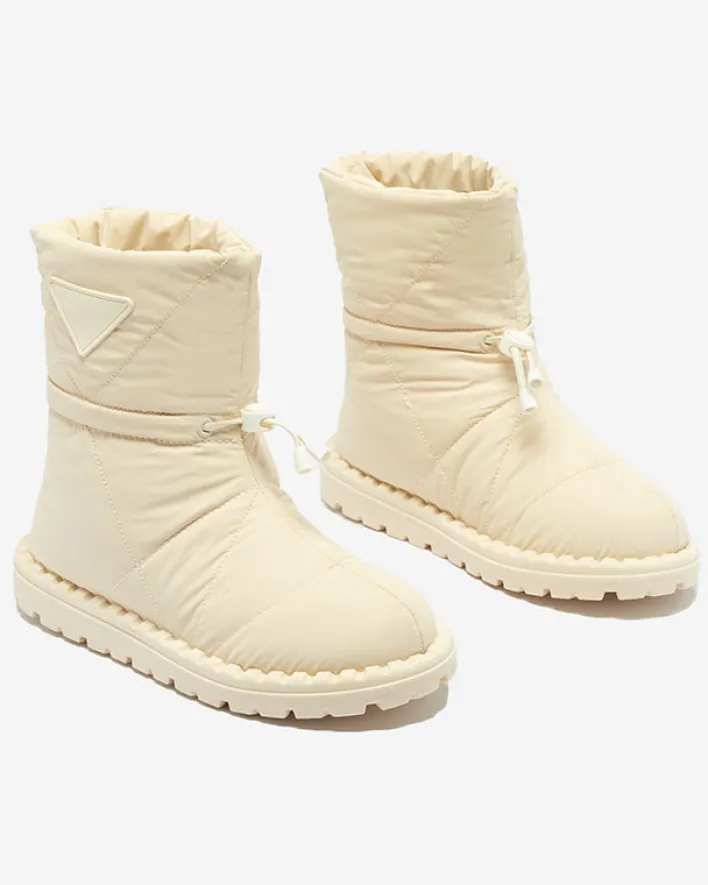 Śniegowce^Royalfashion Damskie owe pikowane buty a'la śniegowce na płaskiej podeszwie Ferri krem