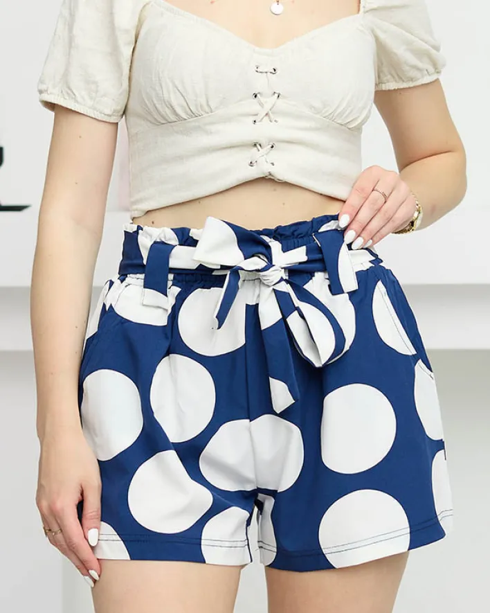 Szorty|Krótkie Spodenki^Royalfashion Damskie materiałowe granatowe krótkie spodenki w duże groszki Granatowy