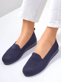 Mokasyny Na Płaskiej Podeszwie^Royalfashion Damskie materiałowe mokasyny Caerit Granatowy
