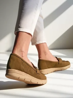 Półbuty^Royalfashion Damskie półbuty z ozdobą na nosku Fifon zielony