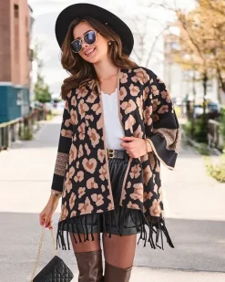 Swetry|Kurtki / Marynarki / Płaszcze^Royalfashion Damskie ponczo z printem jasny brązowy