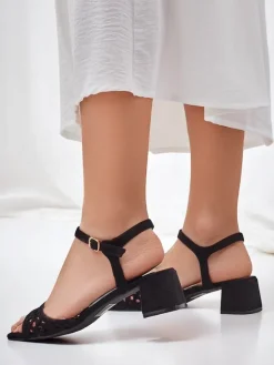 Ugc|Buty Na Wielkie Wyjście^Royalfashion Damskie sandały ażurowe Azopi czarny