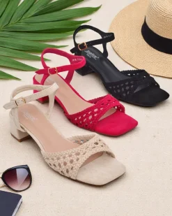 Ugc|Buty Na Wielkie Wyjście^Royalfashion Damskie sandały ażurowe Azopi czarny