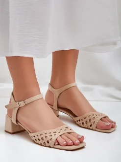 Buty Na Wielkie Wyjście|Sandały Na Słupku^Royalfashion Damskie sandały ażurowe Azopi beżowy